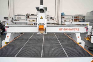 Фрезерно-гравировальный станок с ЧПУ HАUFER HF-2040AVTR8